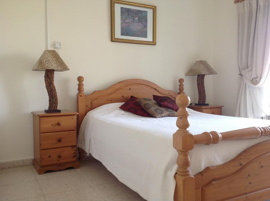 Paphos Townhouse Villa Kültér fotó
