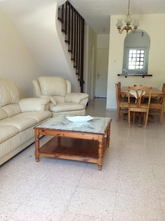 Paphos Townhouse Villa Kültér fotó